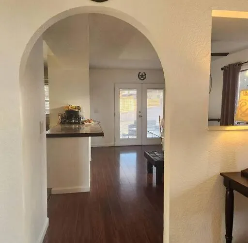 Holiday home Southwestern Charm - Minutes From Everything 3/2