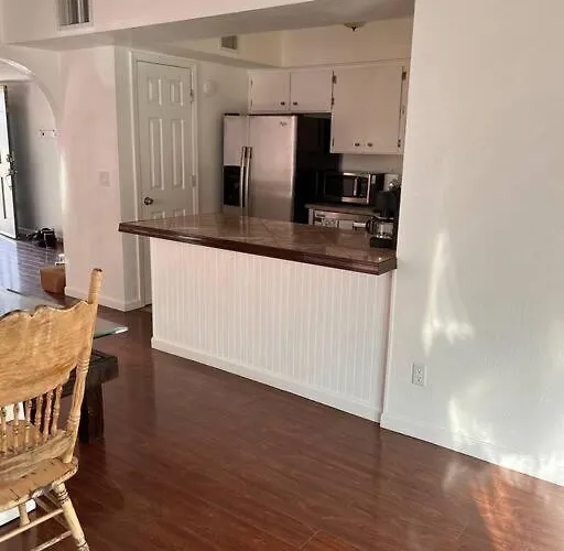 Southwestern Charm - Minutes From Everything 3/2 Holiday home Sierra Vista